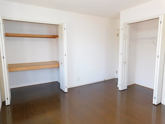 あま市森６丁目の中古一戸建の洋室|◇洋室◇　　明るく広い洋室約１１．５帖　収納２ヵ所完備！
