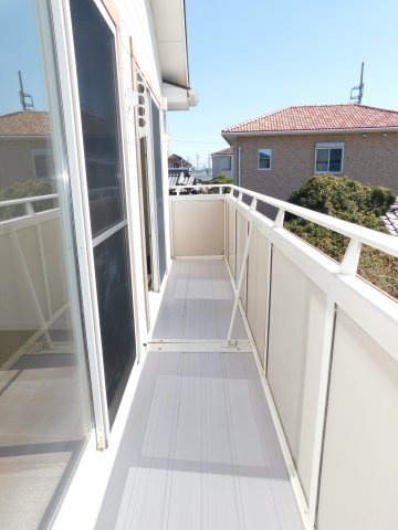 あま市森６丁目の中古一戸建のバルコニー|◇バルコニー◇　　南面で陽当たり良好なワイドバルコニー♪　洋室２部屋から出入りできます！