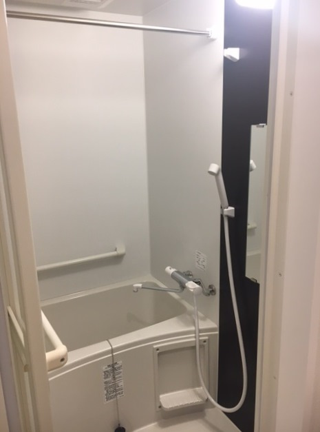 クレイノＬＩＮＡＴＥＲＲＡＣＥの浴室