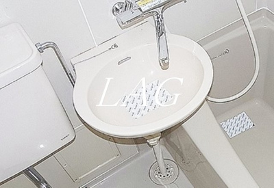 【洗面所】 | エルスタンザ千早 | 洗面台です。