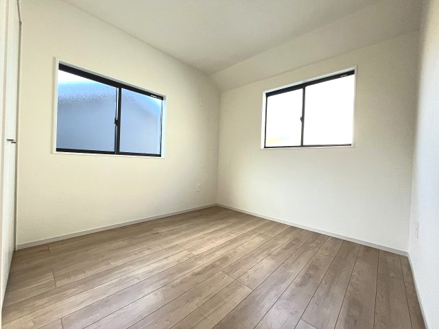 【子供部屋】 | 福岡市東区若宮3丁目5期　1号棟（全1棟）【仲介手数料無料・0円】 | 施工例。施工例は完成時と異なる場合があります。