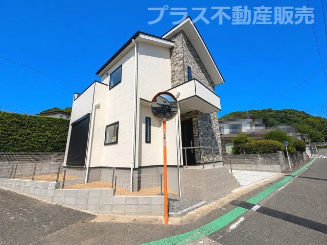 【外観】 | 福岡市東区若宮3丁目5期　1号棟（全1棟）【仲介手数料無料・0円】 | 現地写真。同じ物件を見るなら、プラス不動産販売にお任せ下さい。