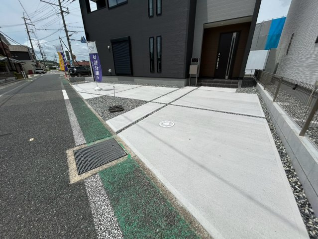 下滝野6期　1号棟の駐車場