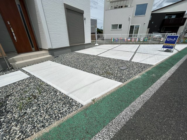 下滝野6期　2号棟の庭