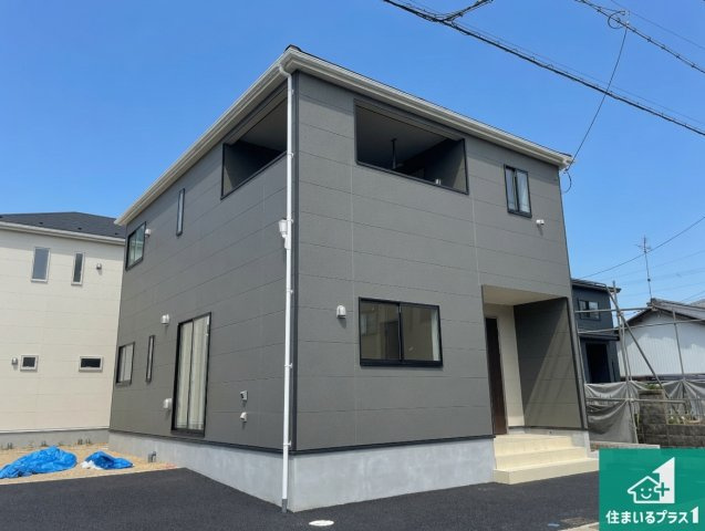★5(土)6(日)現地見学可能！★近江八幡市八幡町　ラスト1邸の外観|安心の10年保証！外観を美しく保ち、雨水で汚れを落とします！気になることがありましたら、お気軽にお問い合わせください！