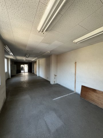 津山市船頭町　店舗71.02㎡の内装