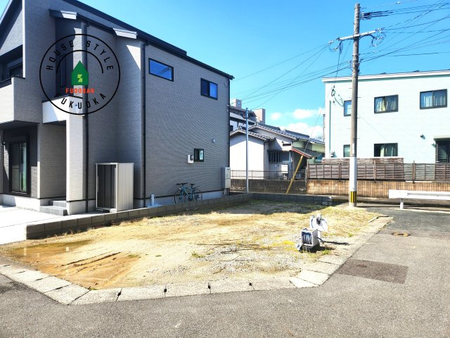 福岡市早良区原1丁目第1-1棟（2号棟）の前面道路含む現地写真|見学の時間などお気軽にお問い合わせ下さい。