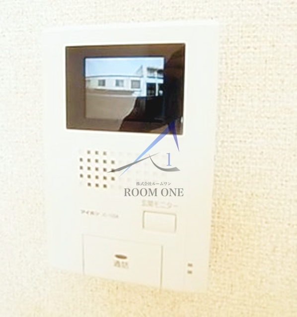 アムール　ブションのセキュリティ|モニター付きインターホンです。