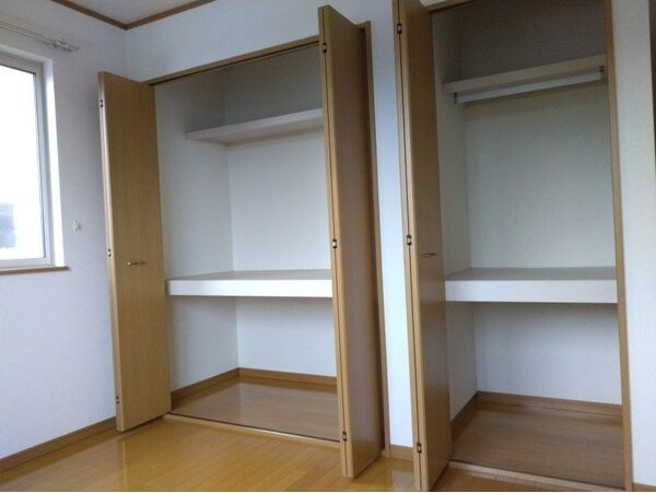 クレセールSUGA　A棟の収納