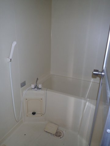 スカイガーデン兜山の浴室