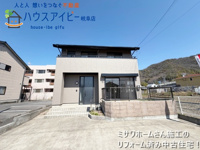 岐阜市隆城町！ミサワホームさん施工中古住宅！お車並列3台可能！広々25帖のリビング♪ロフト付き！の画像