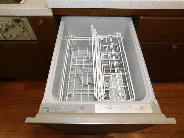あま市篠田稲荷の中古一戸建のキッチン|◇食洗機◇　　家事の味方食洗機完備♪