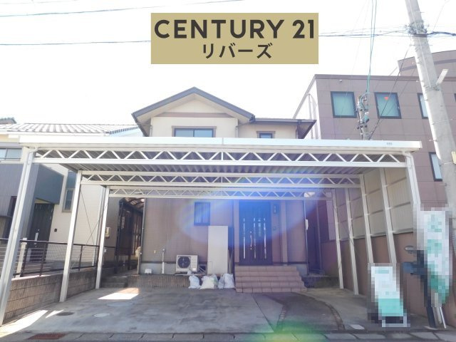 あま市篠田稲荷の中古一戸建の外観|☆一条工務店施工☆　　いつでもご案内出来ます♪（お問合せ当日、平日、水曜、夜間の見学でもＯＫ）　敷地５４．３１坪！　駐車並列３台ＯＫ♪　南面に庭付き♪　カーポート・ウッドデッキ付き