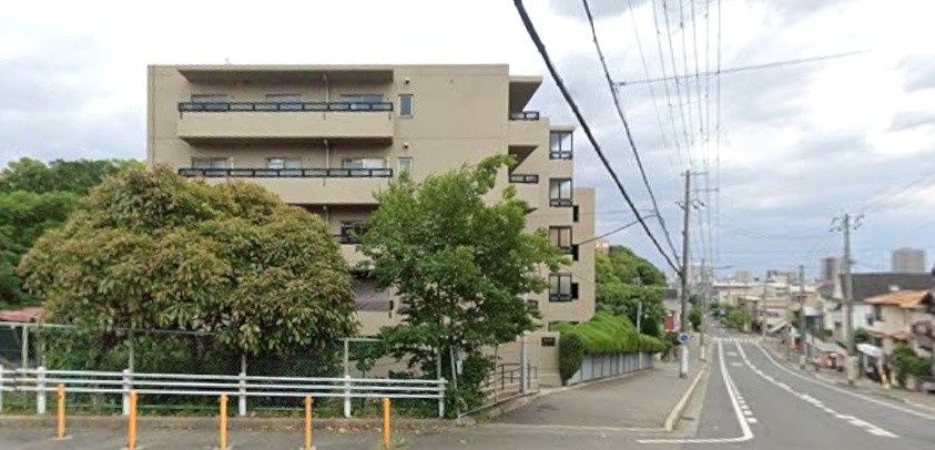 愛宕山ビューハイツの外観