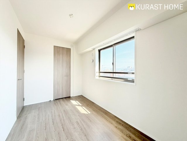 パラドール四条梅津　5階の洋室