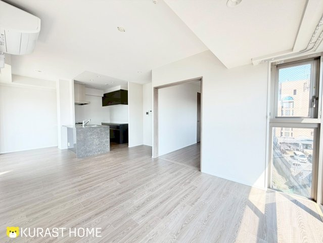 パラドール四条梅津　5階の居間・リビング