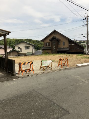 売地　浜松市中央区富塚町の前面道路含む現地写真