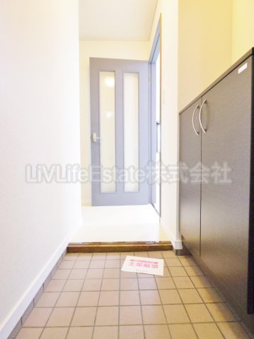 グランディール天神の玄関