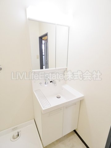 グランディール天神の洗面所