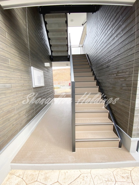 リブリ・YK久里浜のエントランス|開放的なエントランス♪