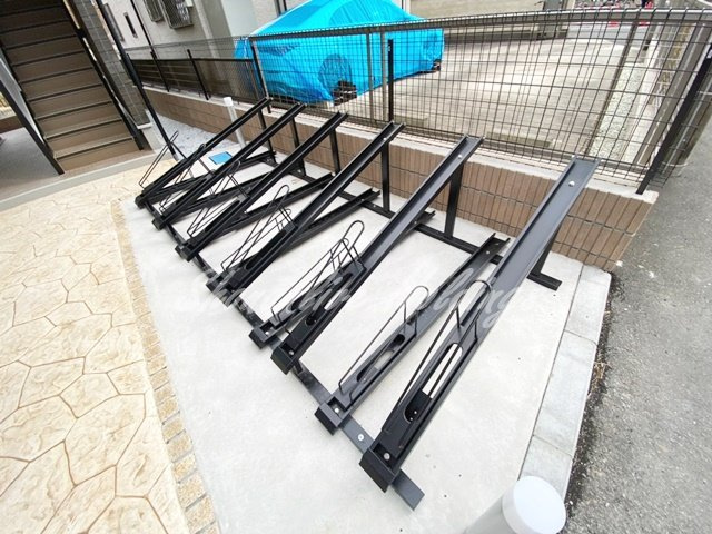 リブリ・YK久里浜の外観|駐輪スペースあり♪