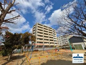 ◆プラウド瓢箪山◆ペット可！南西角部屋！専有面積約92㎡！の外観|是非ご内覧にお越し下さい！
ご予約は随時受付中。
ご連絡お待ちしております。