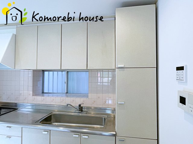 蓮田市西新宿　１期　中古戸建の収納|小物を収納するのに便利です