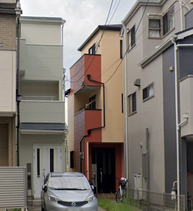 清原天王貸家の外観