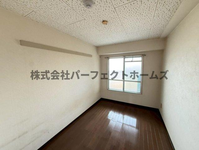 グリーンタウン香里ケ丘の洋室|コンパクトで使いやすい洋室です