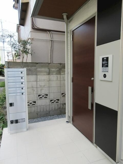 サクラハウスのエントランス