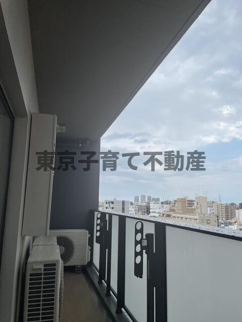 クレストコート上野のバルコニー
