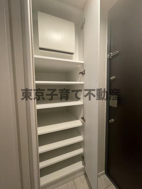 クレストコート上野の収納