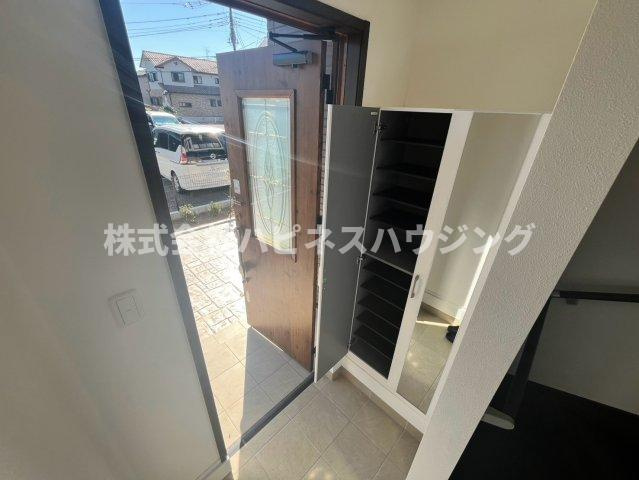 Grand Terrace 野々下の玄関