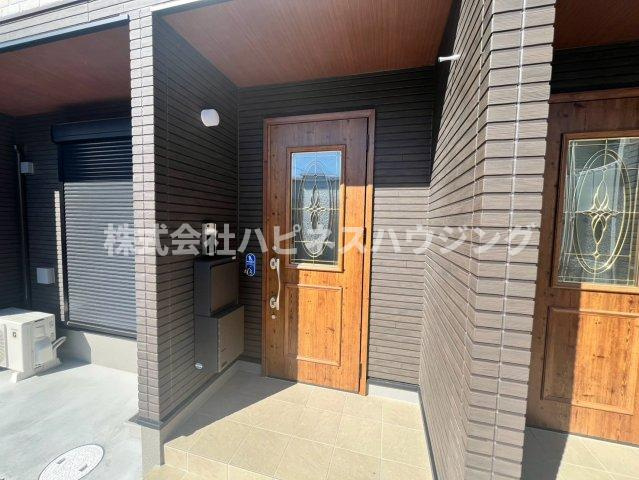 Grand Terrace 野々下のエントランス