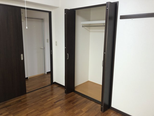 マンションエスポワールの洋室