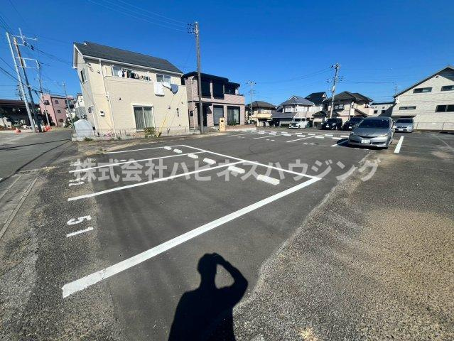Grand Terrace 野々下の駐車場