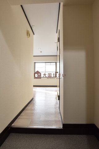 【玄関】 | シャトー西川