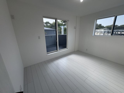 【洋室】 | 沖縄市登川（全5棟）2・5号棟 | 2号棟　洋室6帖＋WIC付き♪