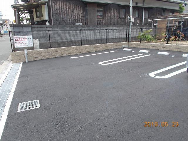 ヴィオラ　奏の駐車場