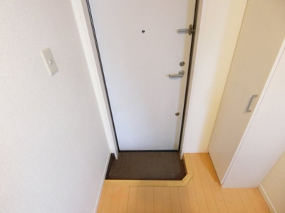 【玄関】 | クレフラスト東仙台駅南