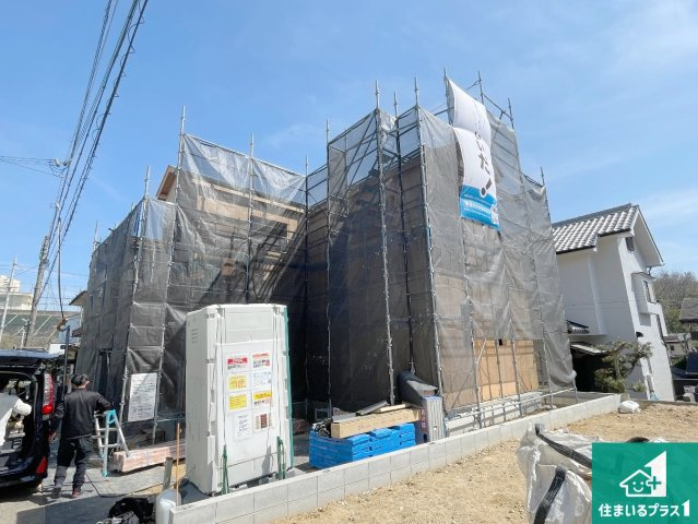 神戸市西区北山台　新築一戸建ての外観|周辺は落ち着いた街並みの住宅地！子育てがしやすい住環境です！まだ未完成ですが、現地でしかわからない事もございます。是非一度ご覧ください。