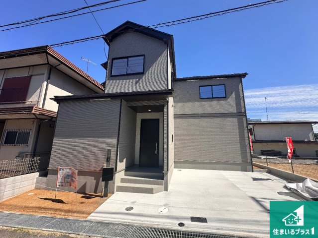 神戸市西区北山台　新築一戸建ての外観|お客様に長く安心して住んでいだだける事にこだわった家づくり！住んでからのアフターサービスにもしっかりと取り組んでいます！