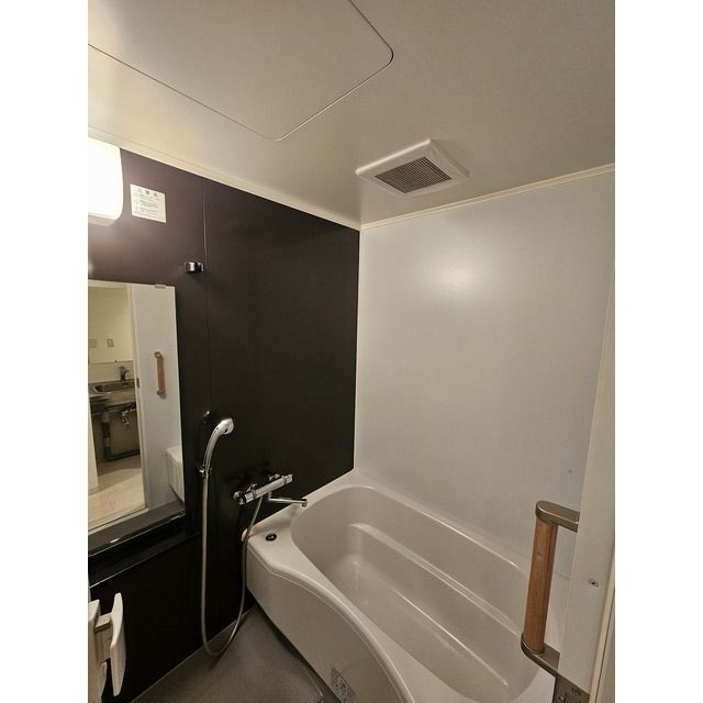 麻布台ロイヤルプラザの浴室