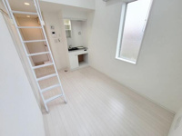 角部屋で明るいお部屋です