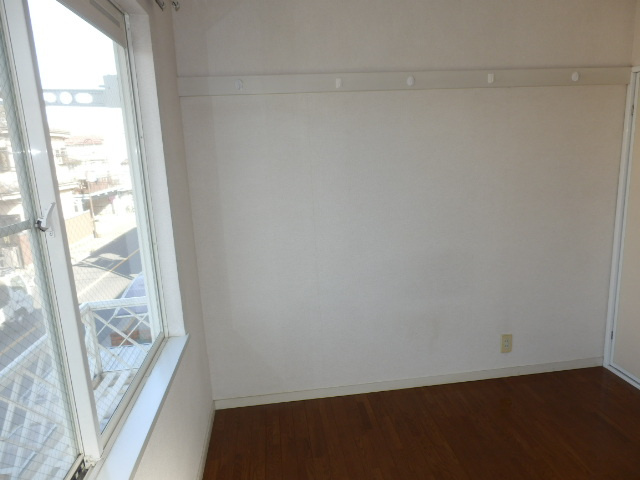 【洋室】 | 西町コート | 綺麗な室内