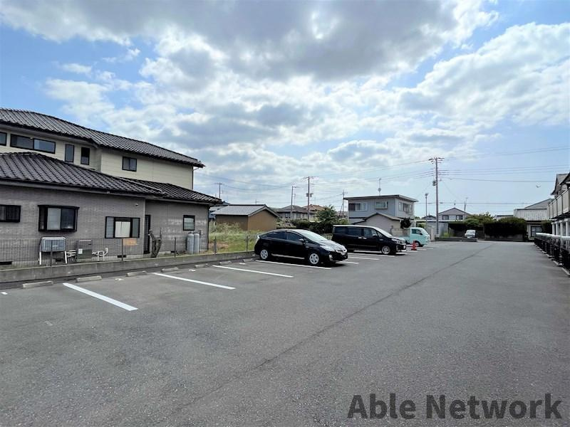 カーサボヌールⅠの駐車場