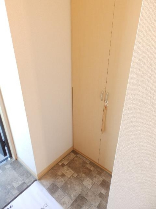 ビレッジ北久保 C棟の玄関|玄関