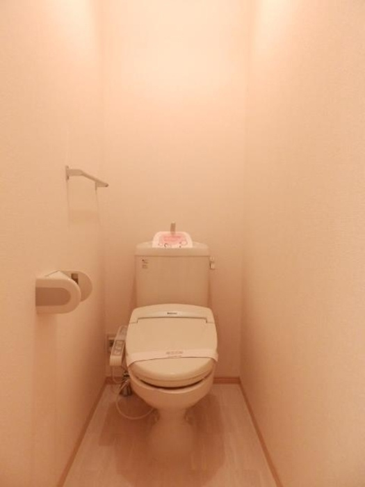 ビレッジ北久保 C棟のトイレ|トイレ（温水洗浄暖房便座）