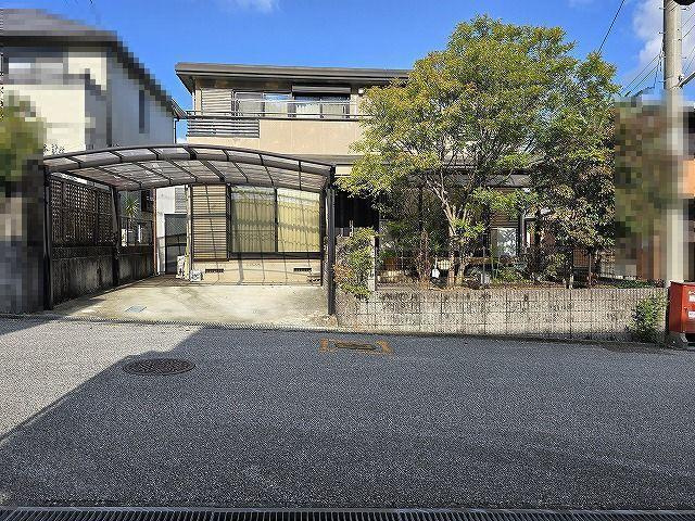 【ハウスメーカー施工×軽量鉄骨造】高知市潮見台3丁目　中古一戸建て