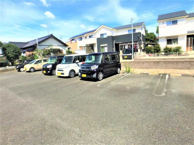 パルレの駐車場